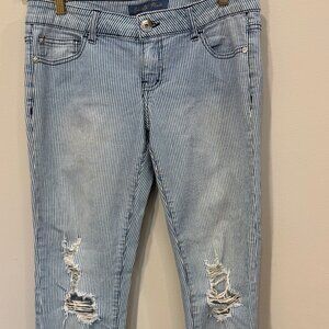 Celerity Pink Distressed Pinstripe Skinny Jeans – Size 7 – Light Blue White Stri